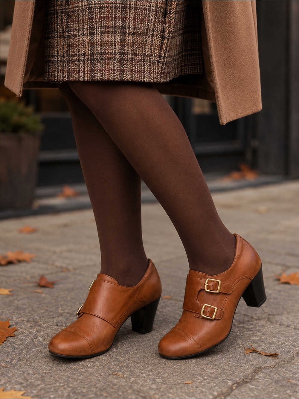 CLARKS Women’s Cognac Leather Monk Strap Buckle Toe Cap Heels Booties 9